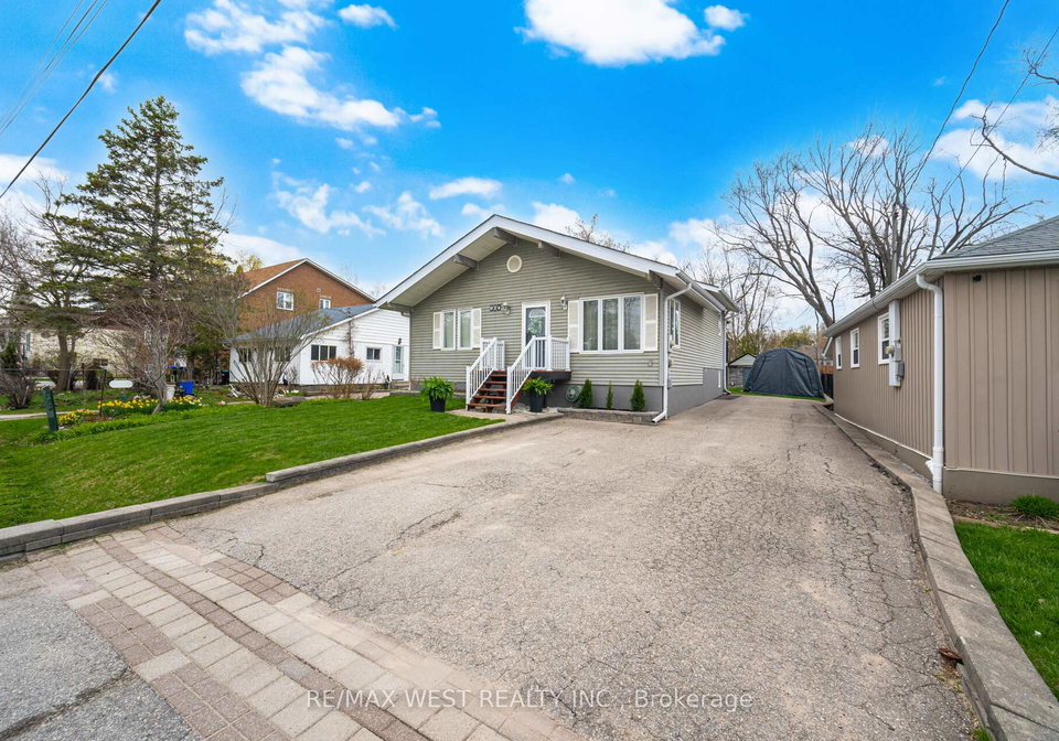 924-vicrol-drive-innisfil-ontario-n13078620