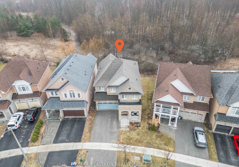 10-dovetail-drive-richmond-hill-ontario-n13078750