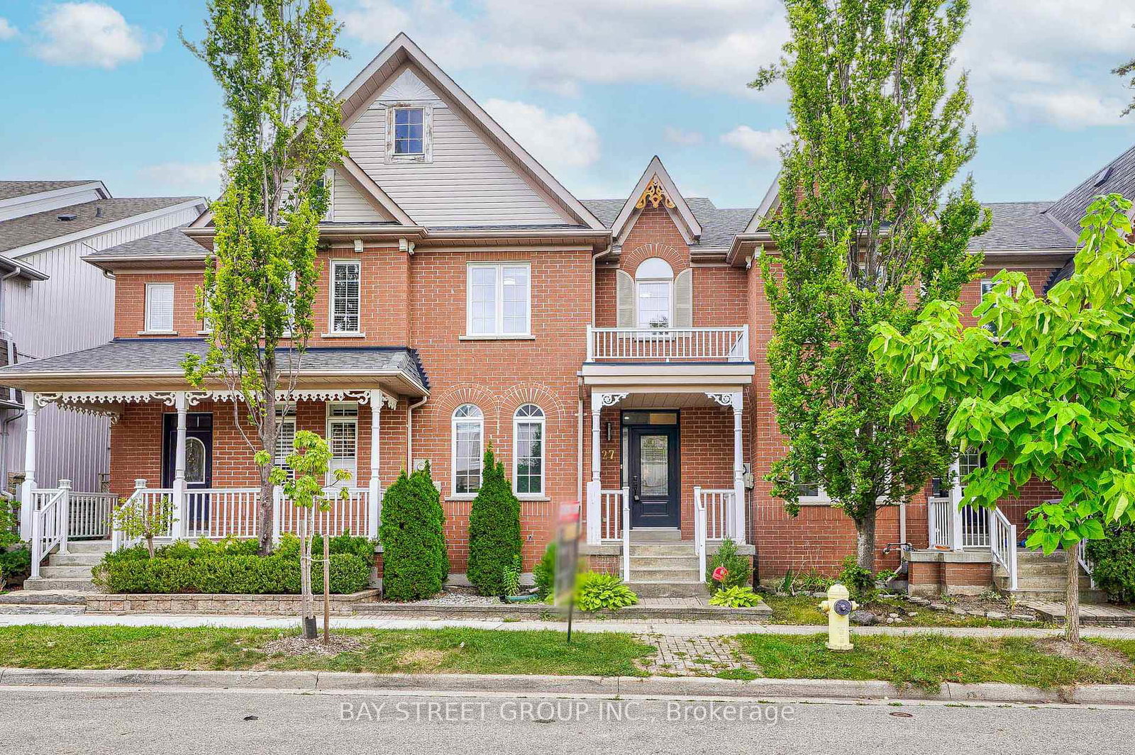 27-dancers-drive-markham-ontario-n13079320