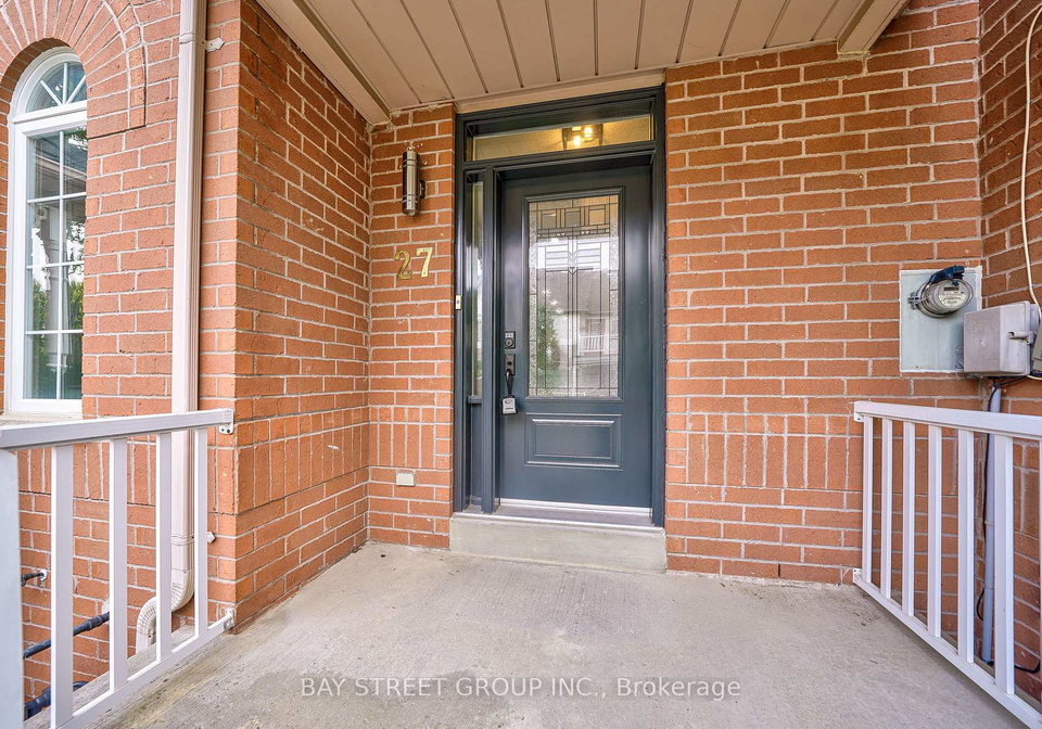 27-dancers-drive-markham-ontario-n13079320