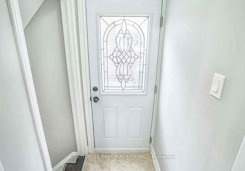 9-andriana-crescent-markham-ontario-n13079734