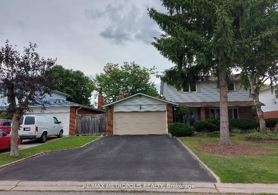 90-beswick-drive-newmarket-ontario-n13080112