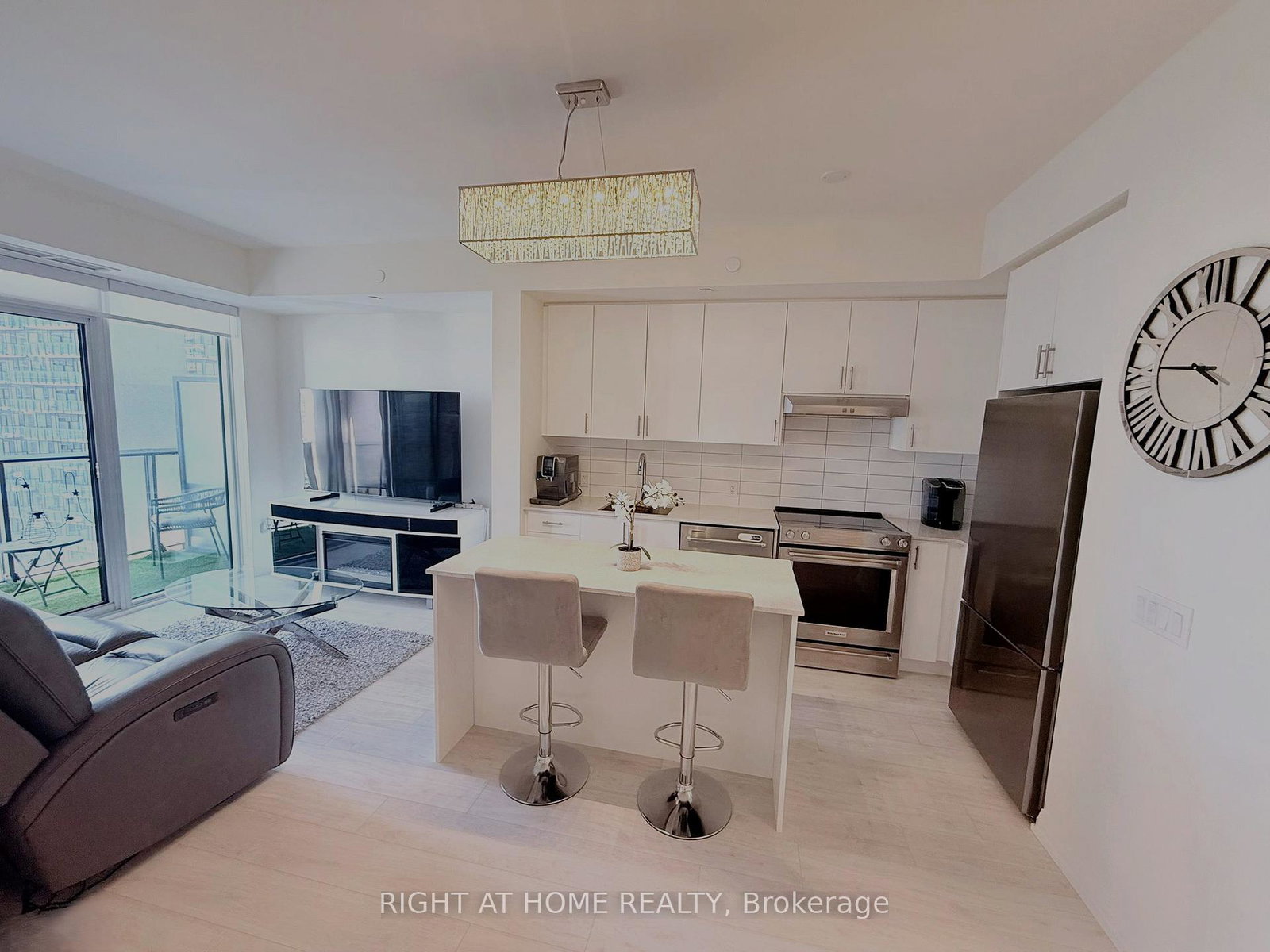 9000-jane-street-vaughan-ontario-n13080150