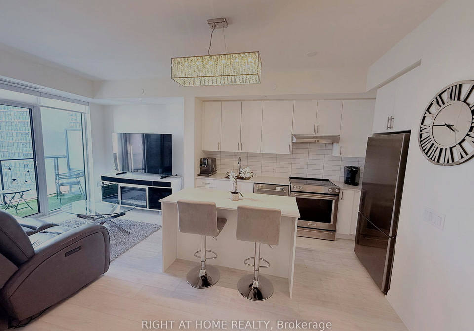 9000-jane-street-vaughan-ontario-n13080150