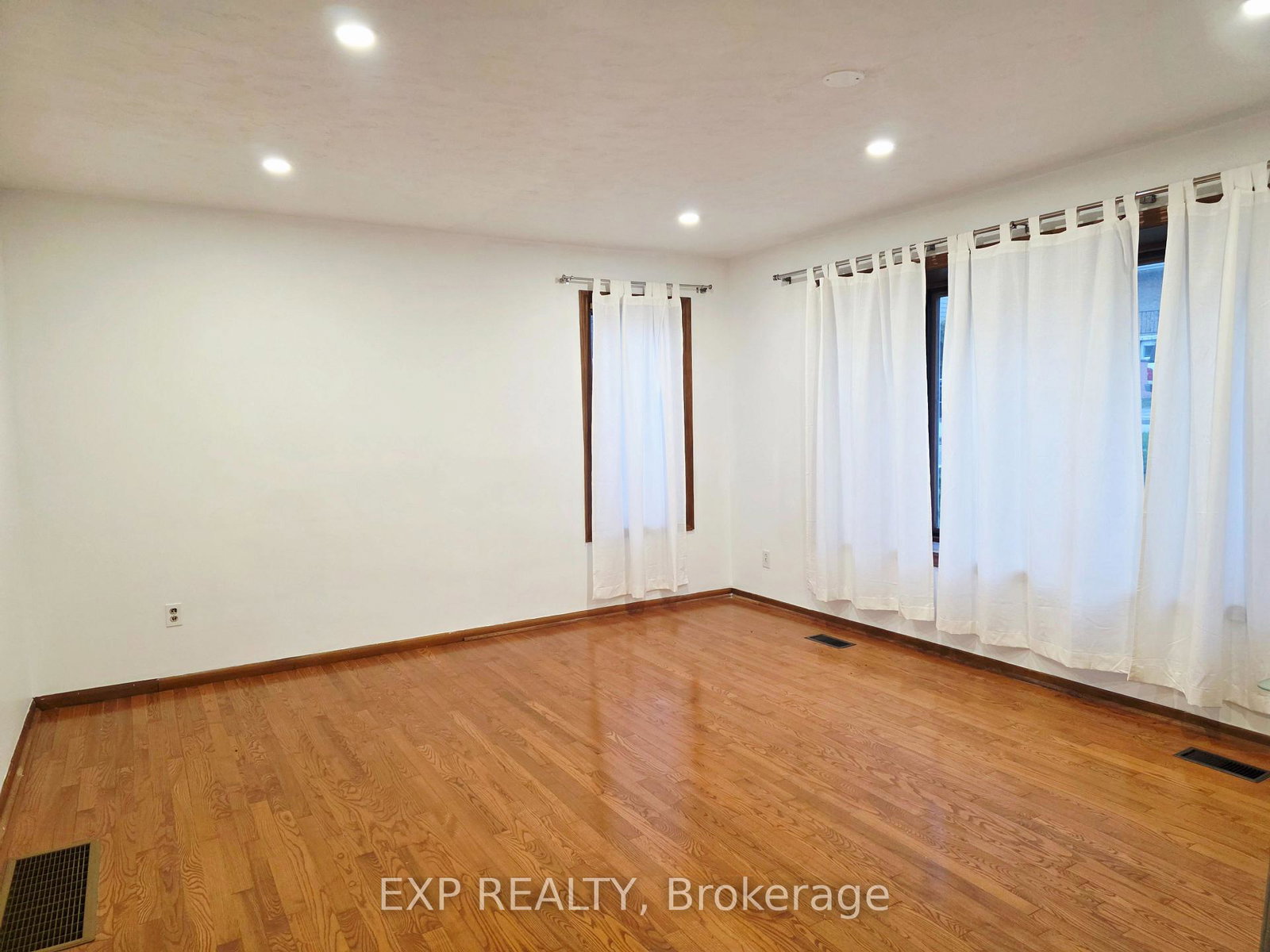 166-john-street-w-bradford-west-gwillimbury-ontario-n13080498
