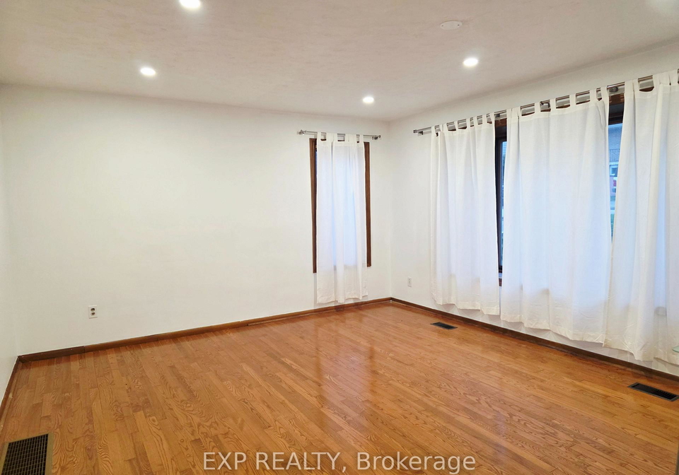 166-john-street-w-bradford-west-gwillimbury-ontario-n13080498