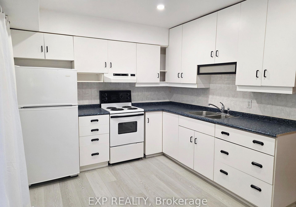 166-john-street-w-bradford-west-gwillimbury-ontario-n13080498