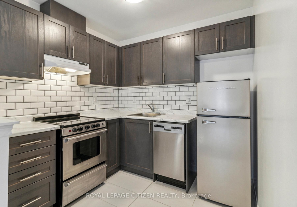 526-whites-hill-avenue-markham-ontario-n13080714