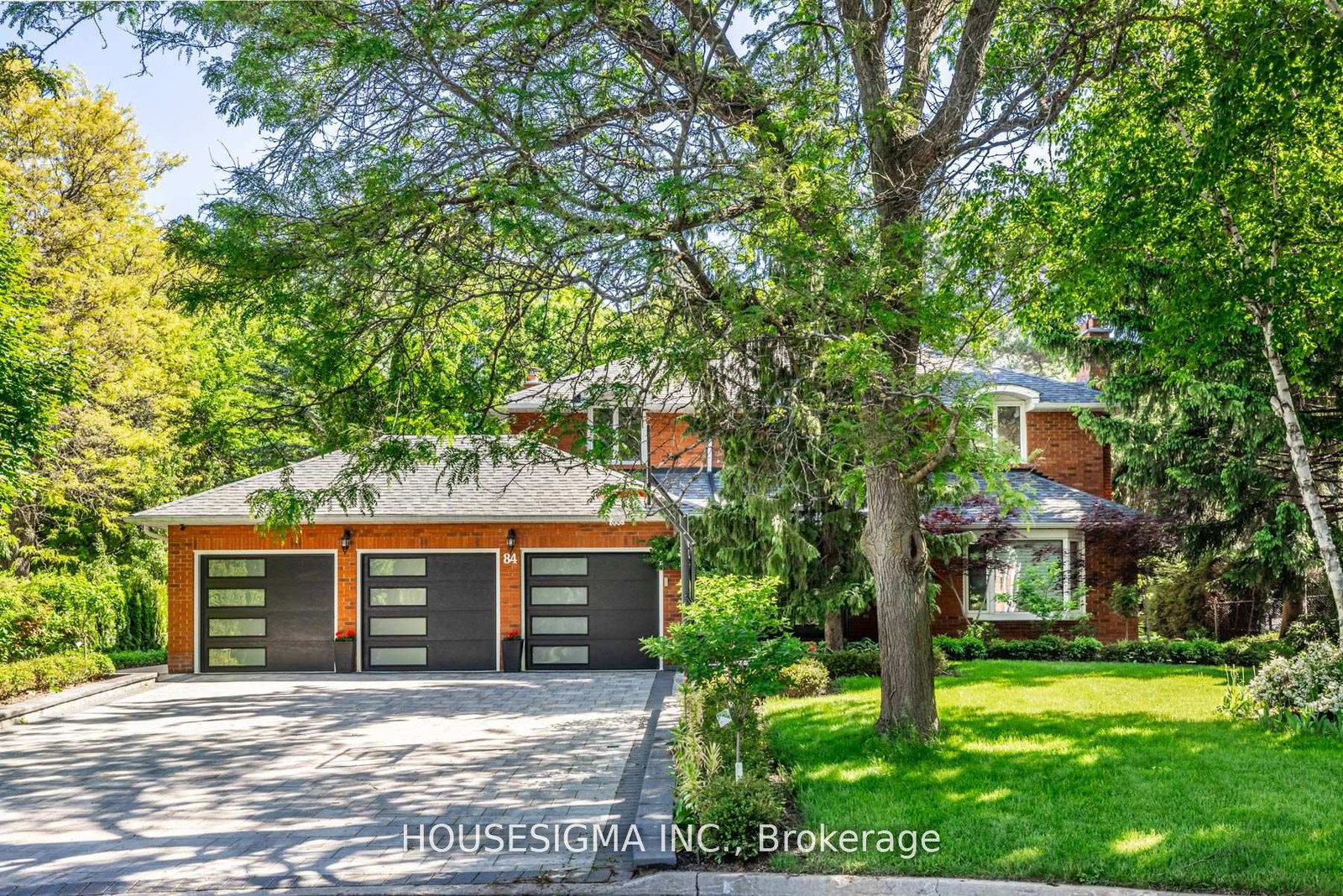 84-cambridge-crescent-richmond-hill-ontario-n13081180