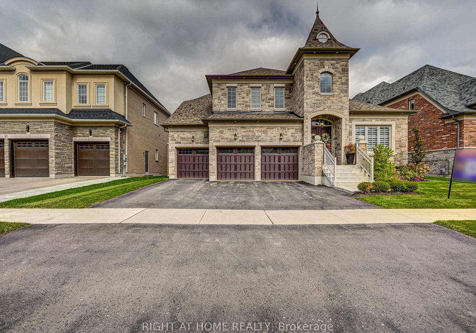28-coppermine-court-king-ontario-n13081352