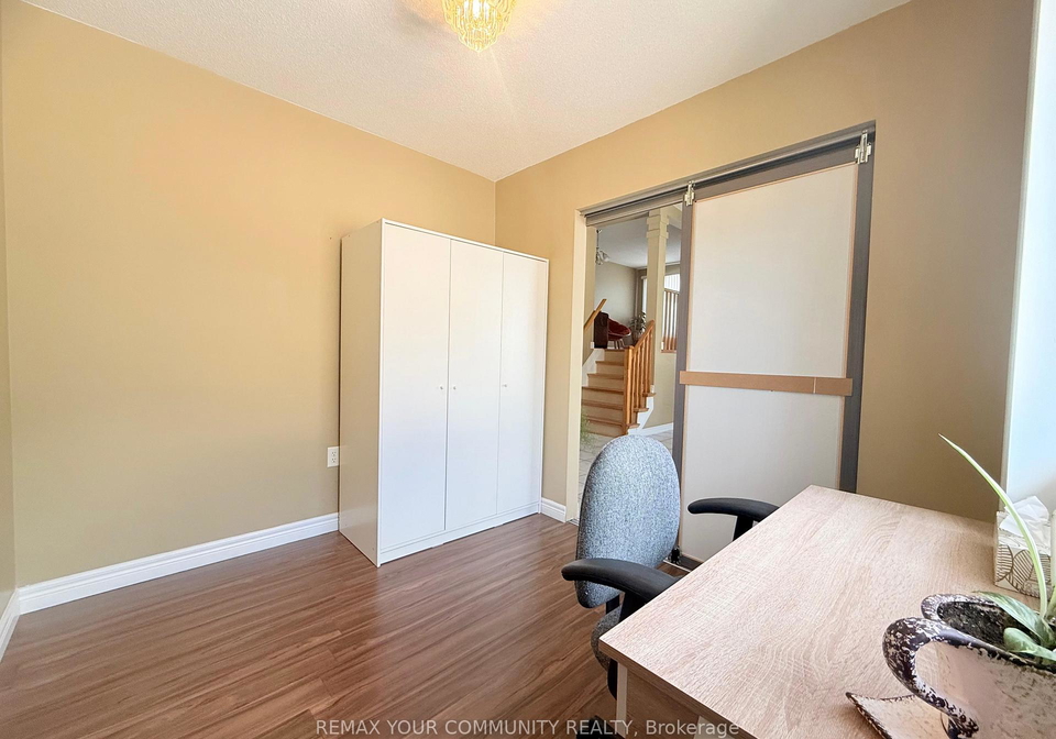 20-veseli-court-n-bradford-west-gwillimbury-ontario-n13081540