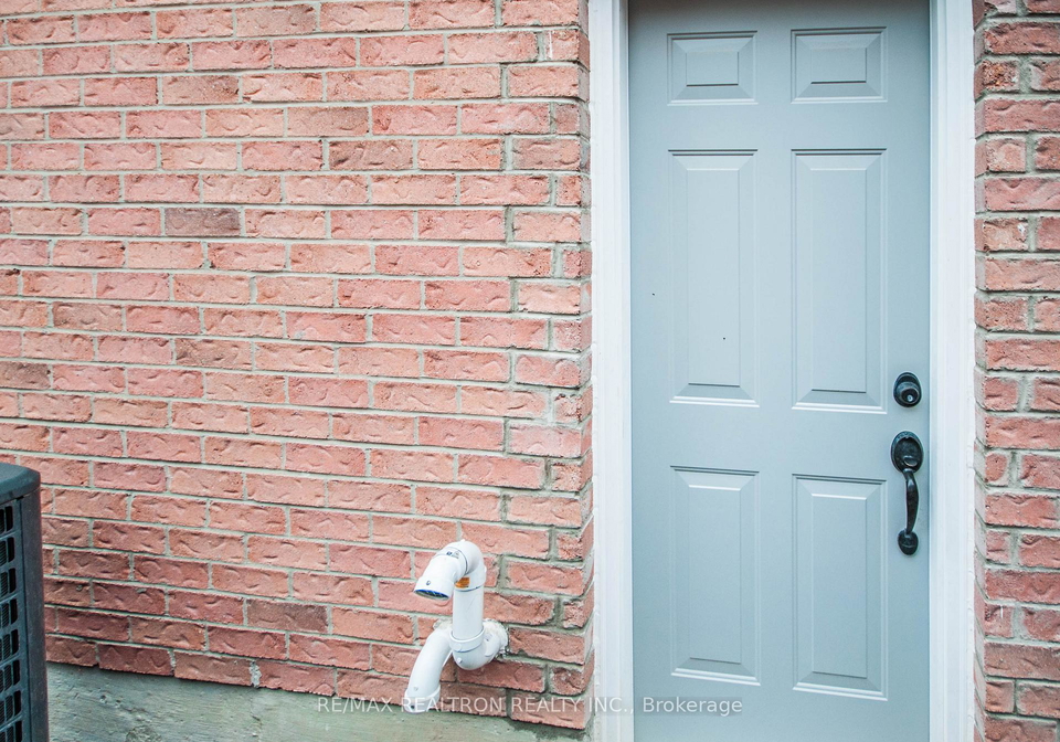 87-garham-crescent-markham-ontario-n13081612