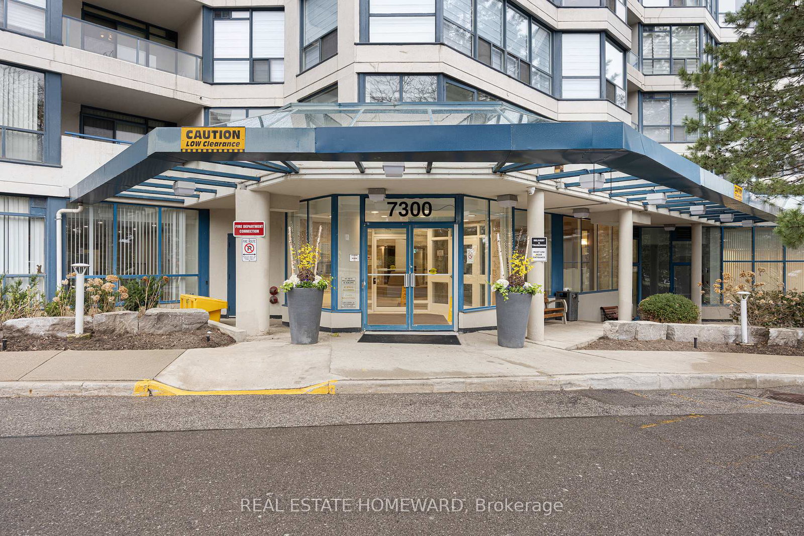 7300-yonge-street-vaughan-ontario-n13081782