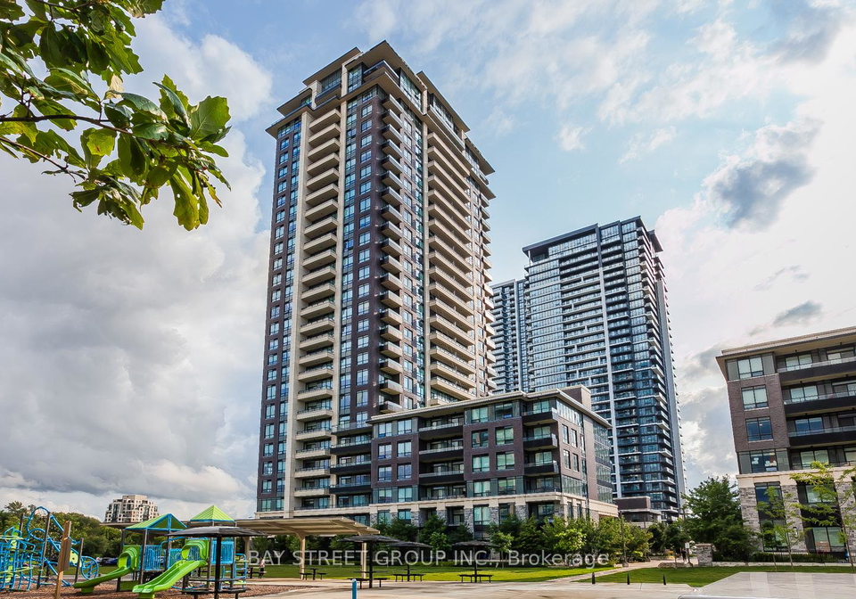 15-water-walk-drive-markham-ontario-n13081888