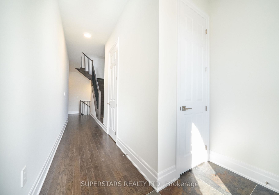 215-archerhill-circle-whitchurch-stouffville-ontario-n13082140