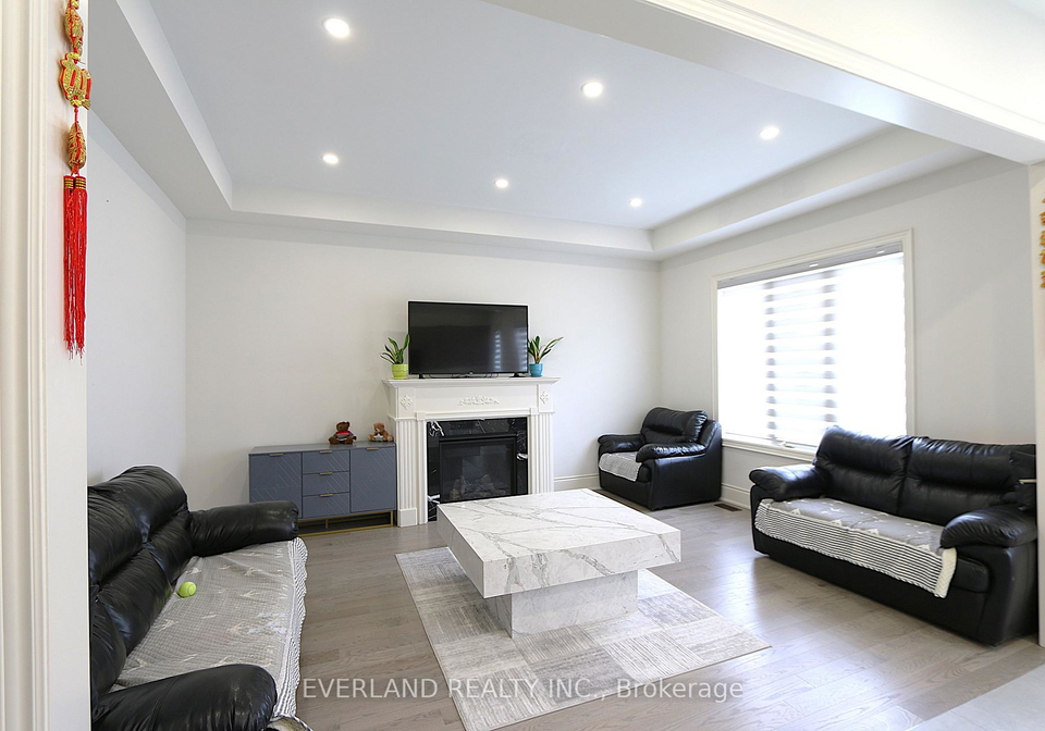 202-mckean-drive-whitchurch-stouffville-ontario-n13082504