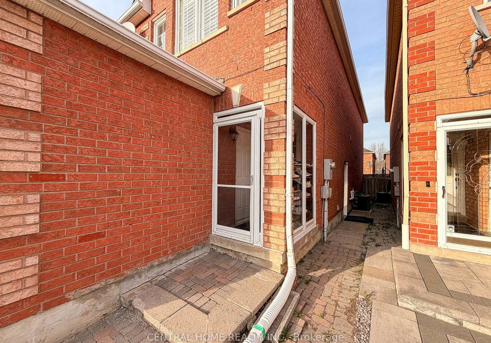 72-stella-drive-markham-ontario-n13082678