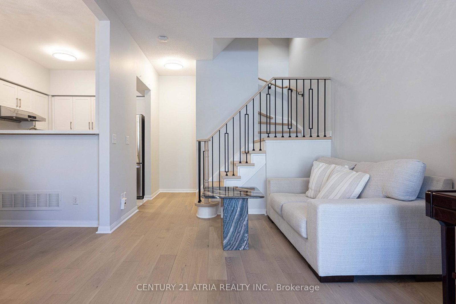 4-alpen-way-markham-ontario-n13082828