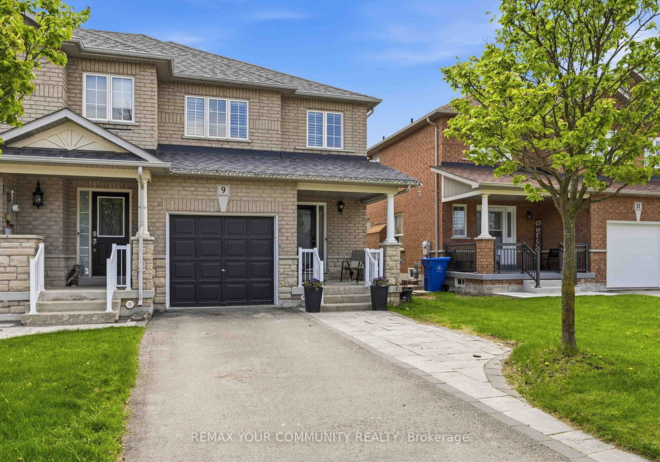 9-e-collis-drive-aurora-ontario-n13083082