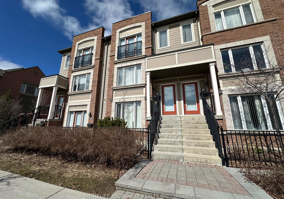 181-lewis-honey-drive-aurora-ontario-n13083336