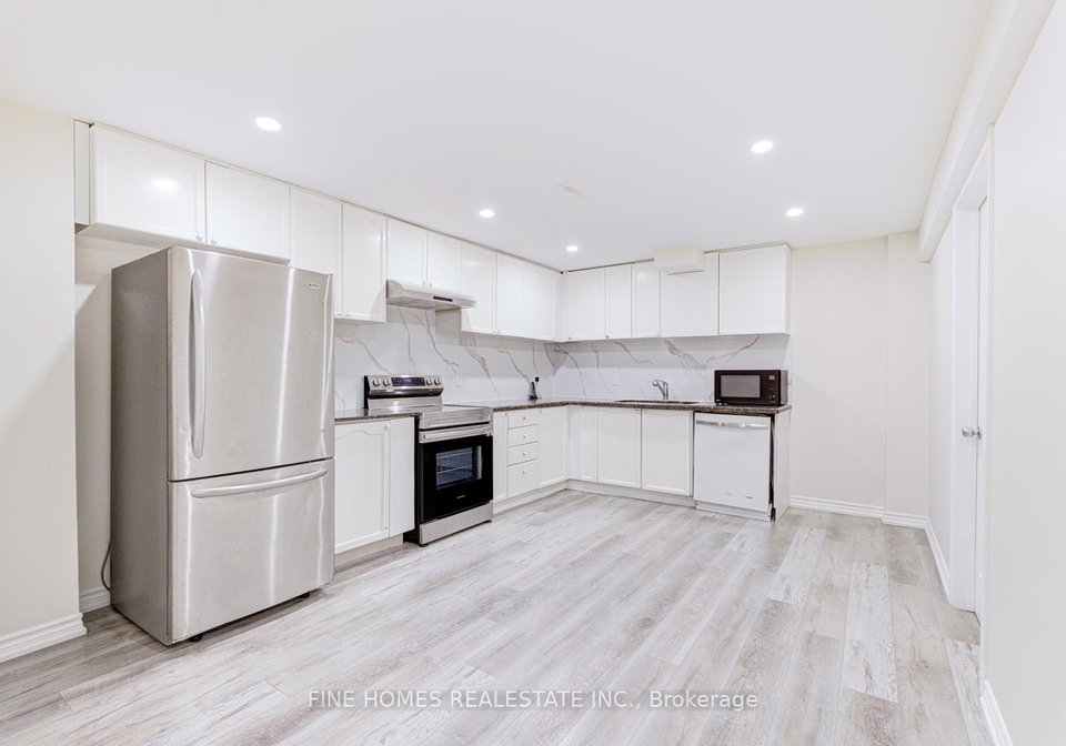 26-rockwood-crescent-vaughan-ontario-n13083548