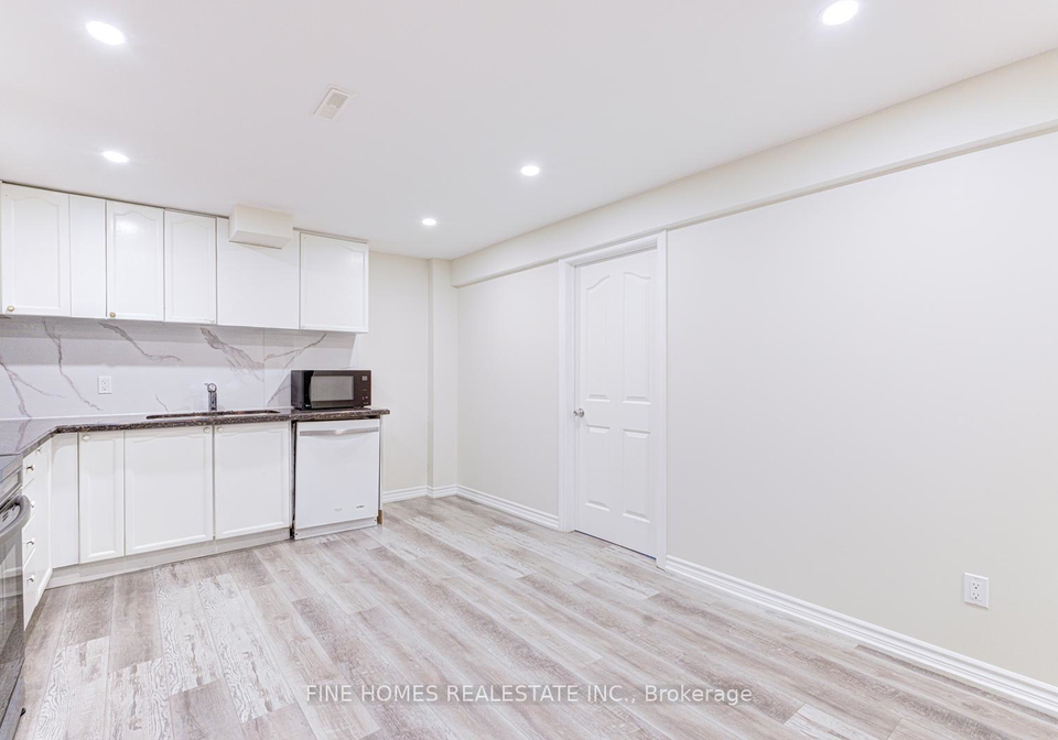 26-rockwood-crescent-vaughan-ontario-n13083548