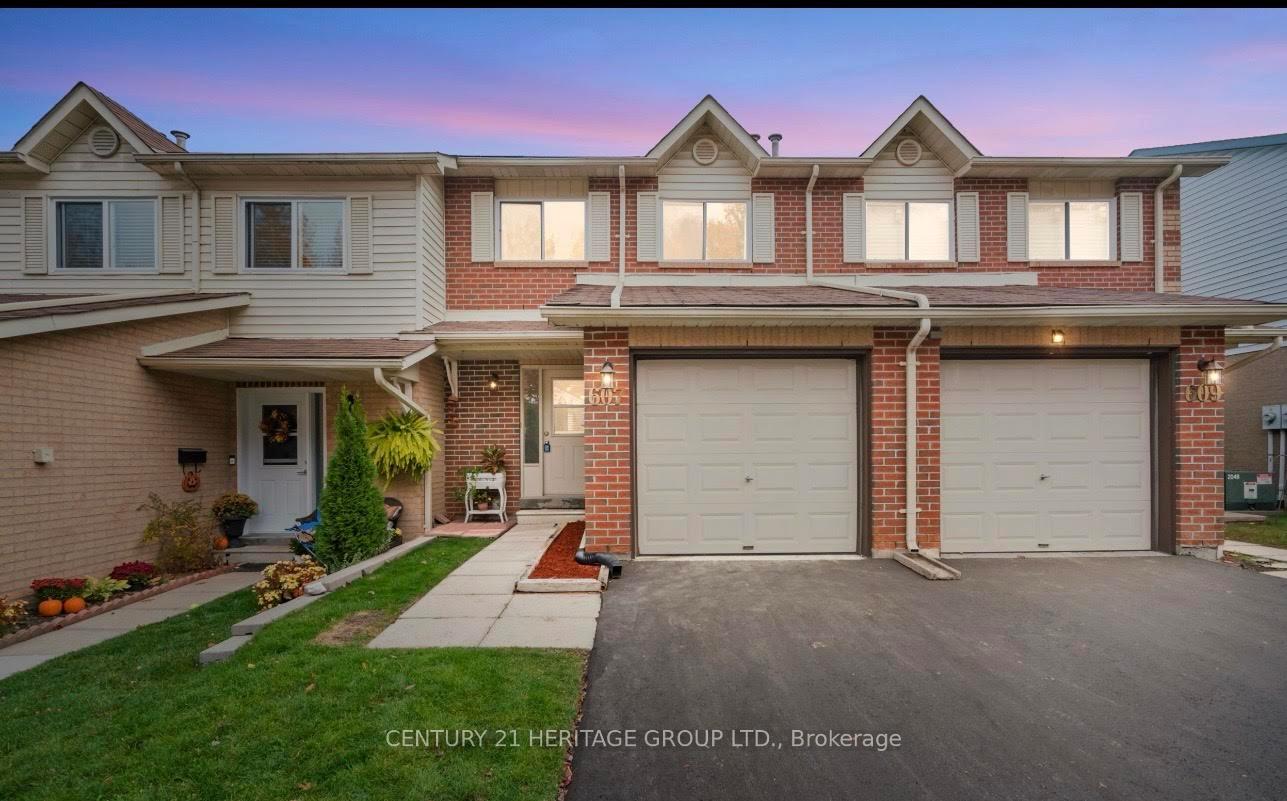 607-gibney-crescent-newmarket-ontario-n13083894