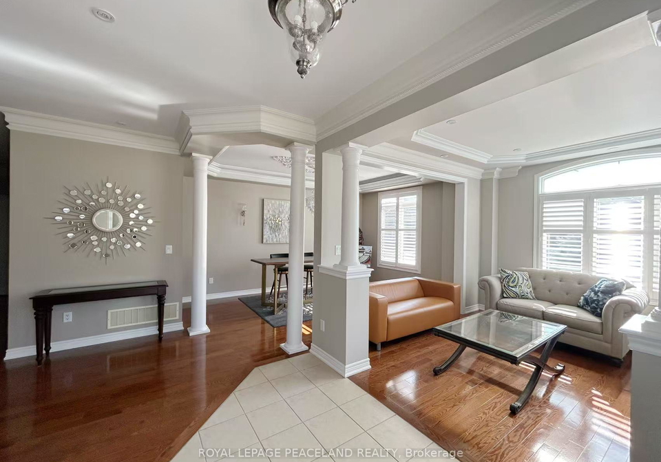 23-halldorson-avenue-aurora-ontario-n13084482