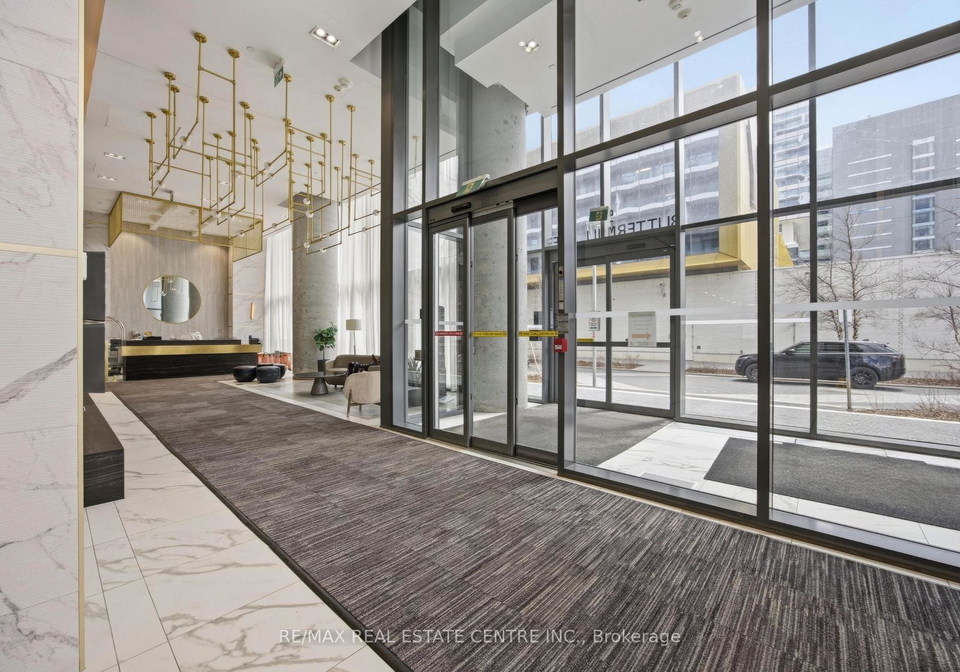 5-buttermill-avenue-vaughan-ontario-n13085582