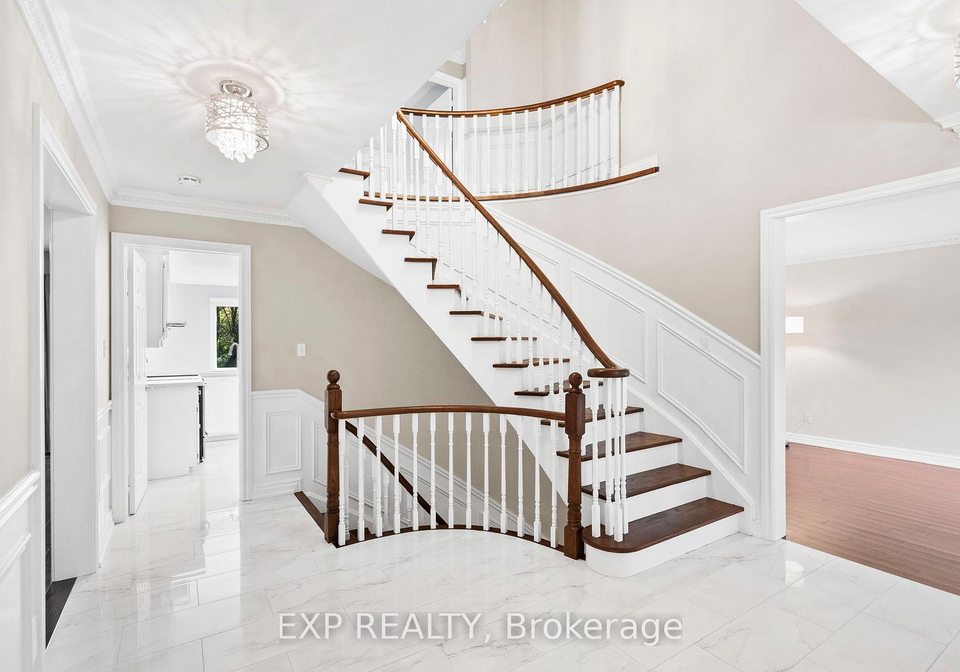 17-gordon-rowe-crescent-richmond-hill-ontario-n13085662