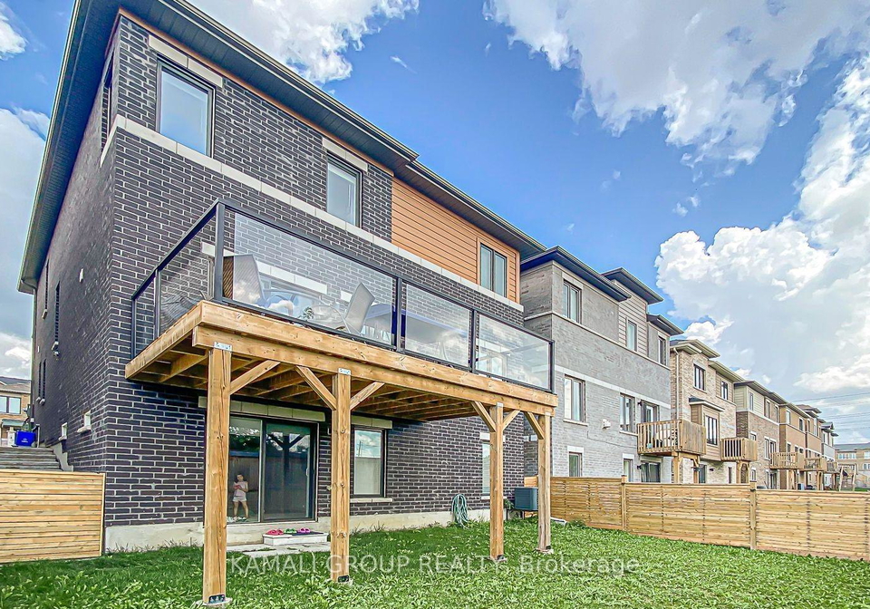 130-vantage-loop-newmarket-ontario-n13085690