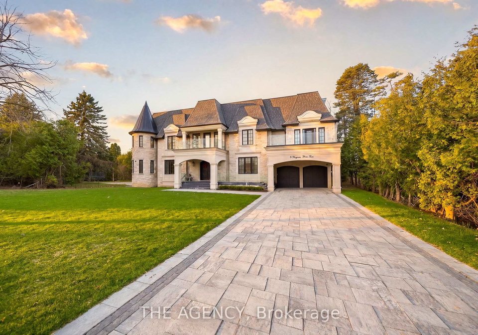 8-bayview-park-lane-richmond-hill-ontario-n13086334