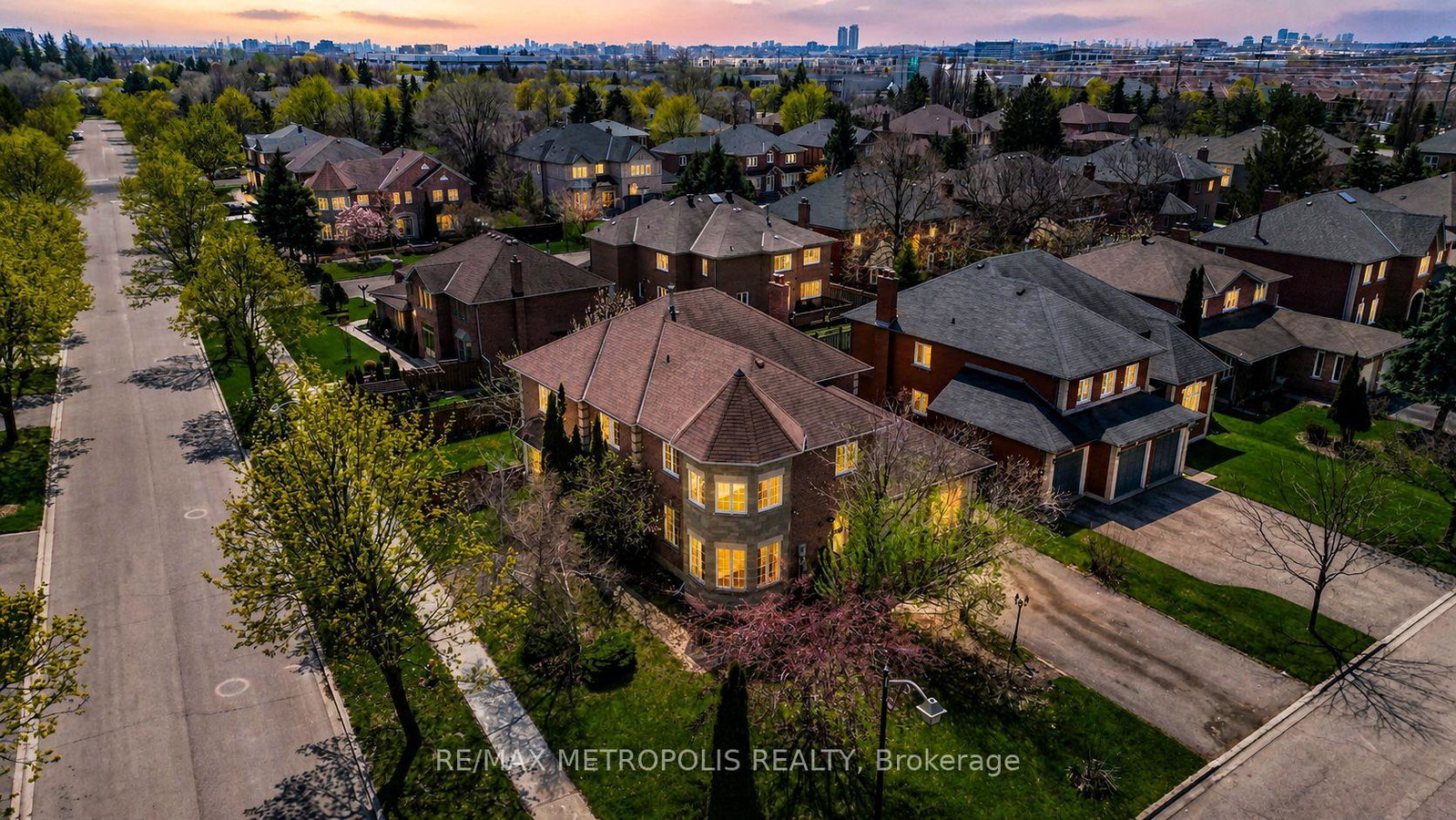 2-schooner-court-markham-ontario-n13086556
