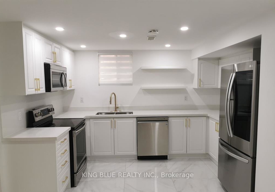 319-cheryl-mews-boulevard-newmarket-ontario-n13087814