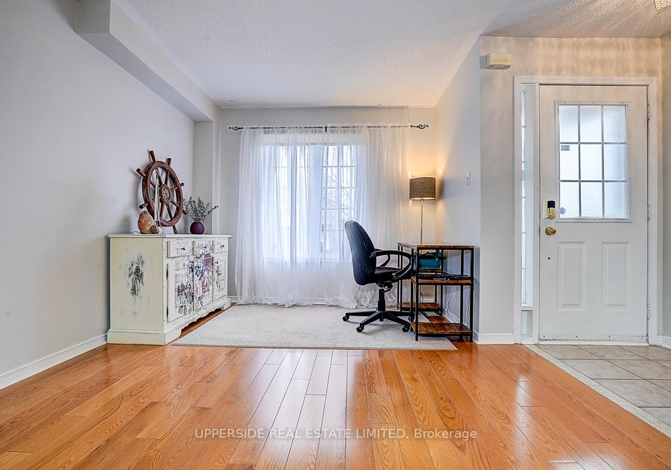 274-flagstone-way-newmarket-ontario-n13087860