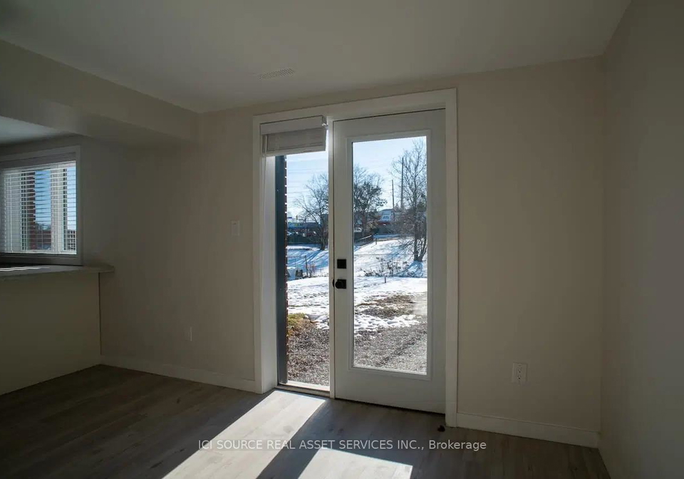 200-john-street-w-bradford-west-gwillimbury-ontario-n13088118