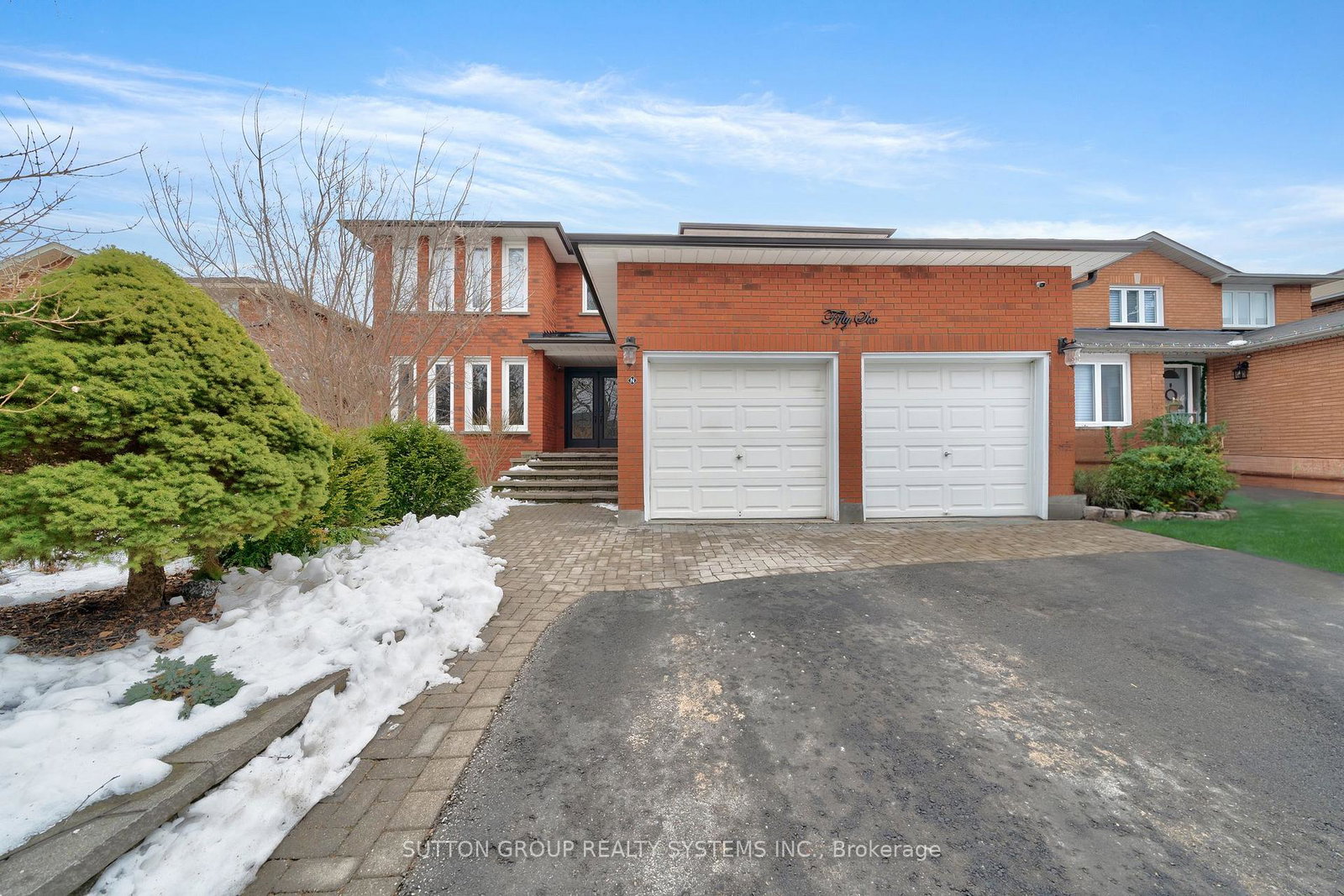 56-ballard-crescent-newmarket-ontario-n13088202