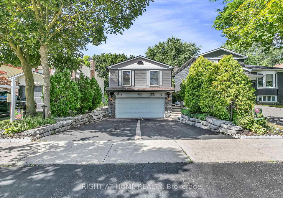 168-springhead-gardens-richmond-hill-ontario-n13088376