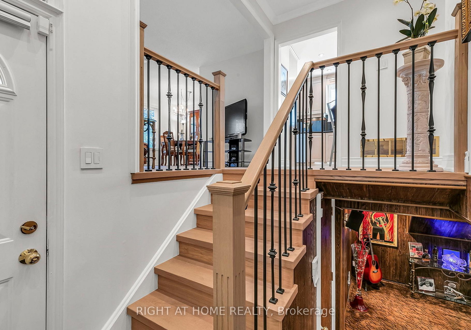 168-springhead-gardens-richmond-hill-ontario-n13088376