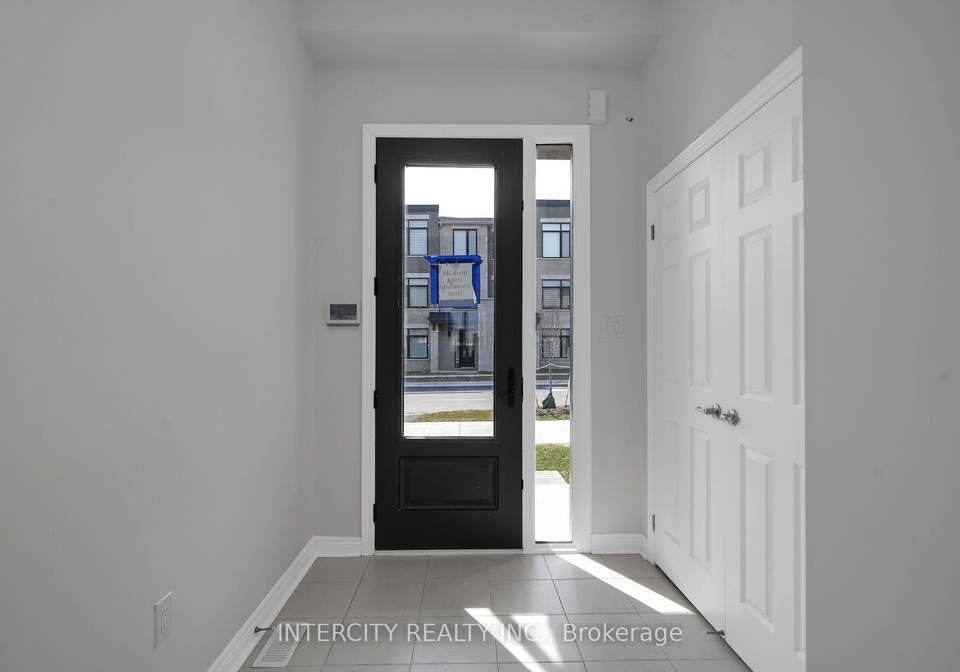 176-mumbai-drive-markham-ontario-n13088632