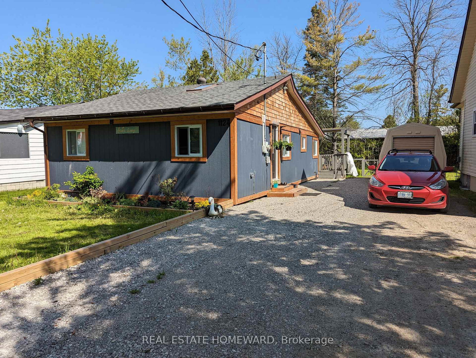 1124-stoney-point-road-innisfil-ontario-n13089182