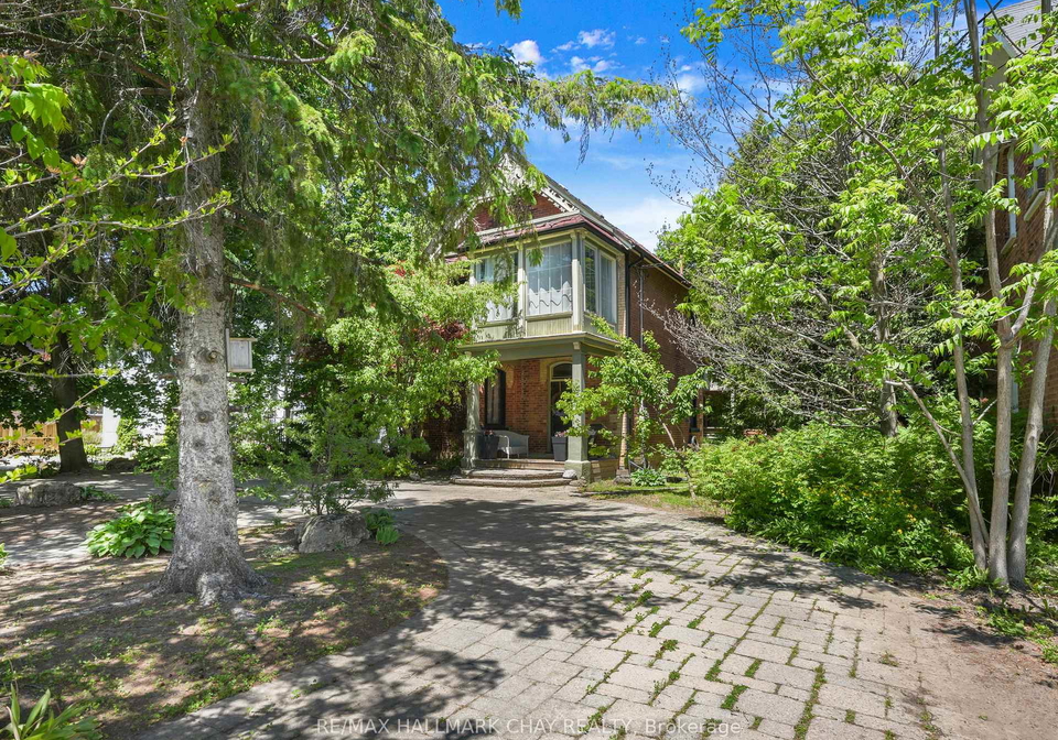 134-victoria-street-e-new-tecumseth-ontario-n13089310