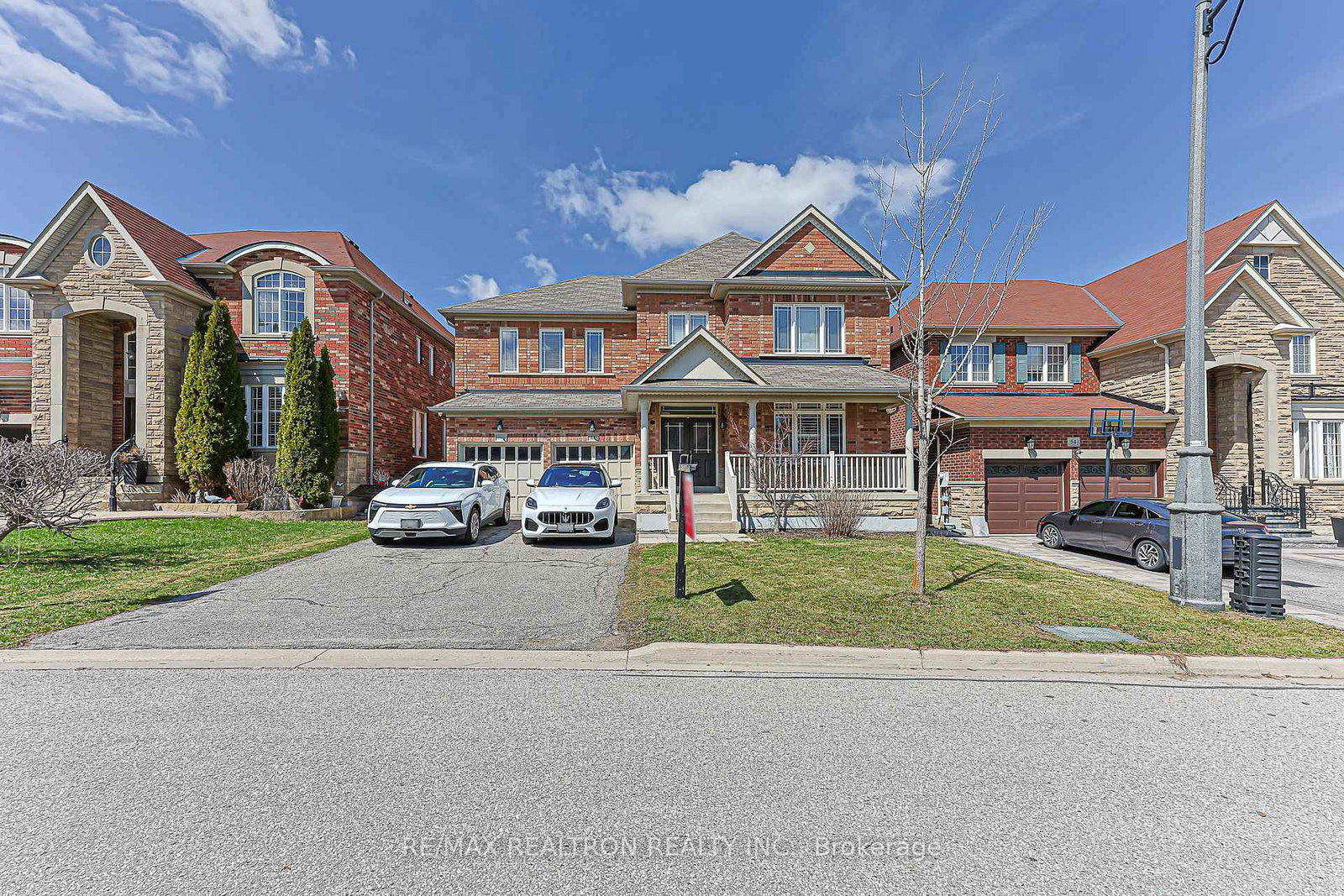 48-tonner-crescent-aurora-ontario-n13091122