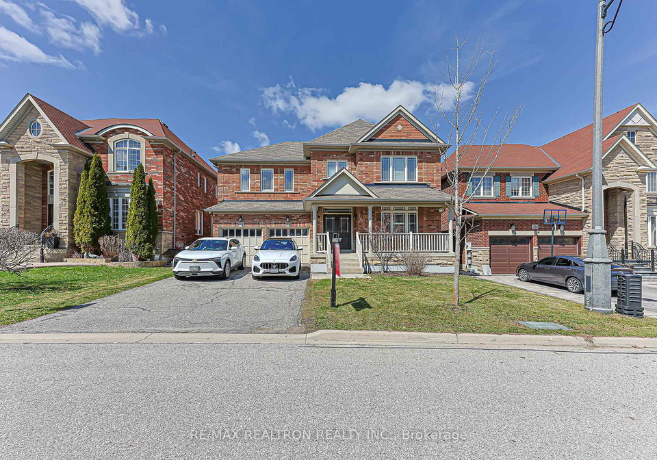 48-tonner-crescent-aurora-ontario-n13091122