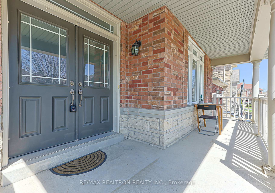 48-tonner-crescent-aurora-ontario-n13091122