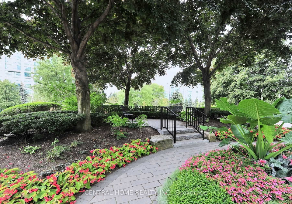 7825-bayview-avenue-markham-ontario-n13091430