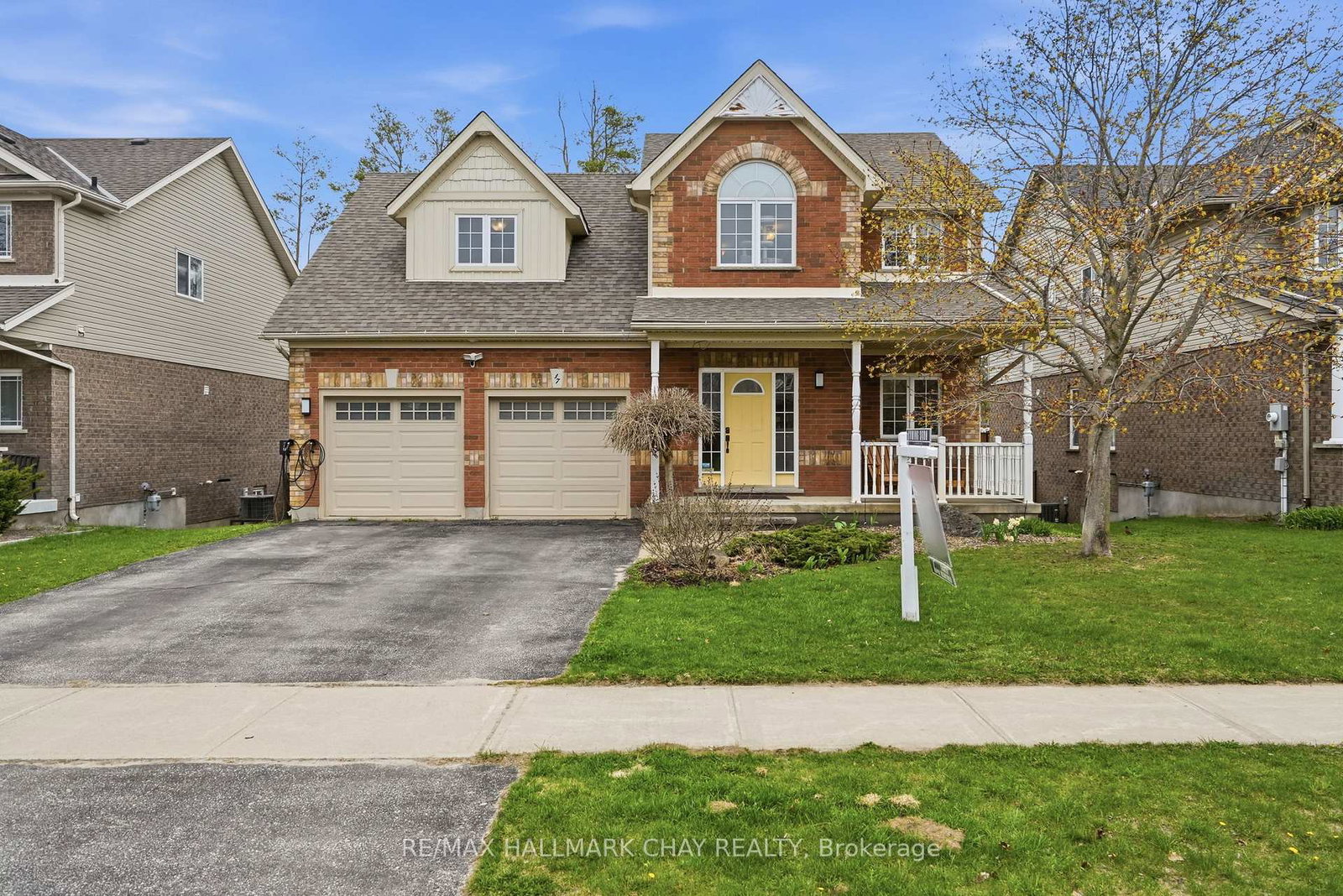 17-armeda-clow-crescent-essa-ontario-n13091440
