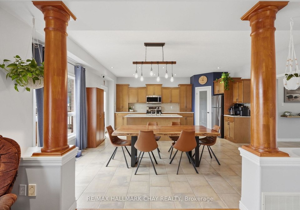 17-armeda-clow-crescent-essa-ontario-n13091440