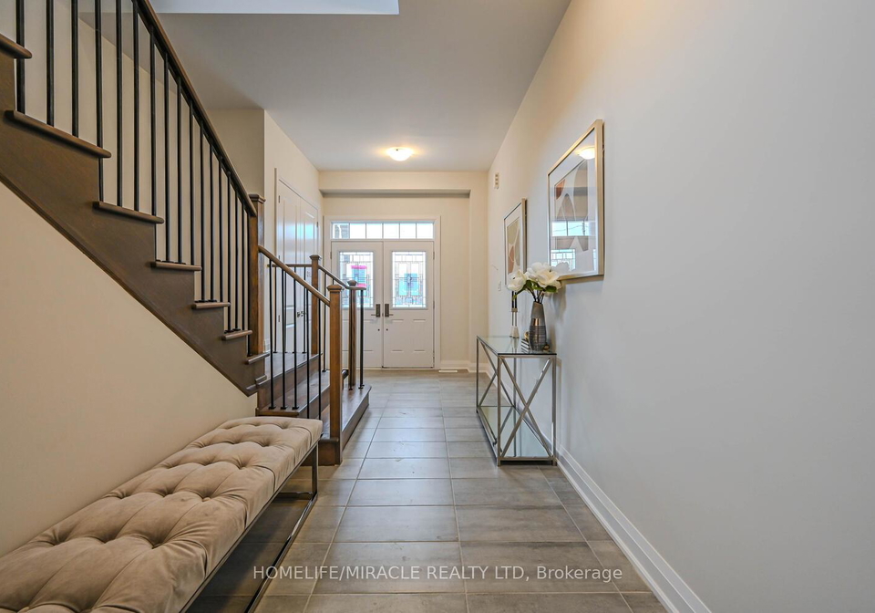 47-mapleton-street-richmond-hill-ontario-n13092042