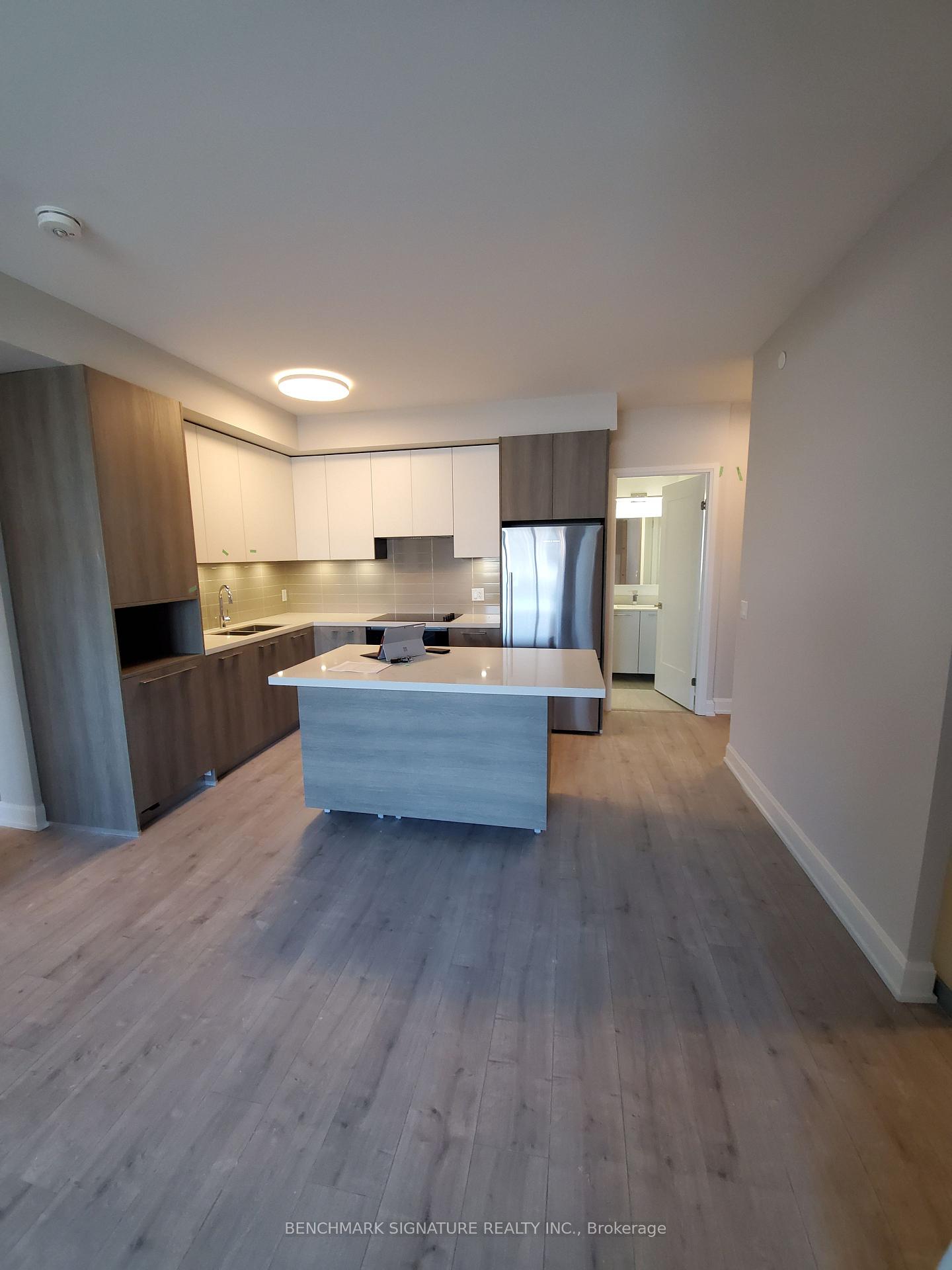 8-water-walk-drive-markham-ontario-n13093170